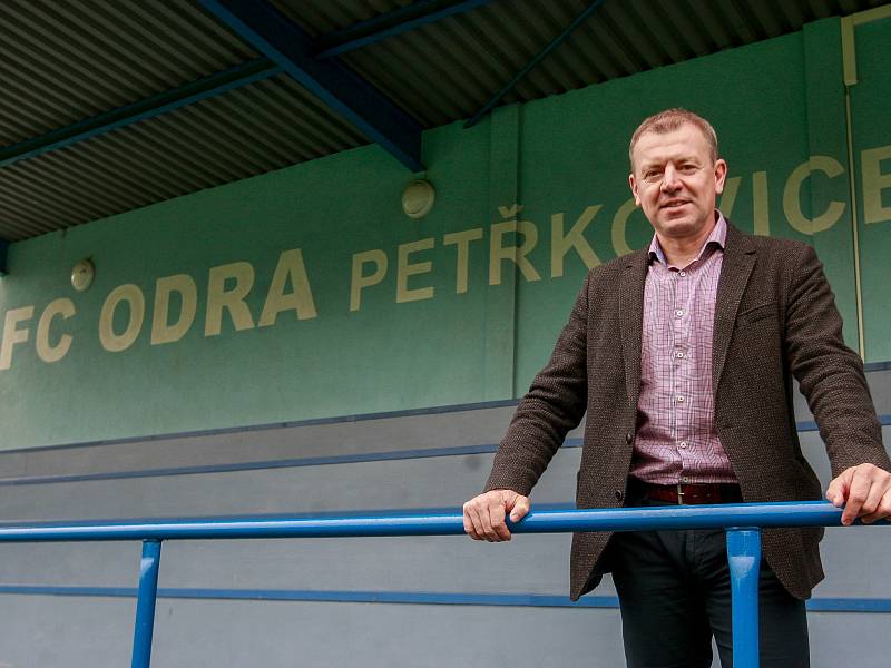 PŘEDSEDA klubu FC Odra Petřkovice Petr Tač stále věří, že se prostředí v českém fotbale změní k lepšímu.