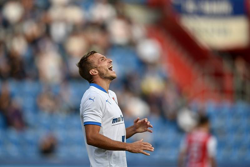 Utkání 4. kola první fotbalové ligy: FC Baník Ostrava - FK Pardubice, 19. září 2020 v Ostravě. Nemanja Kuzmanovič z Ostravy.