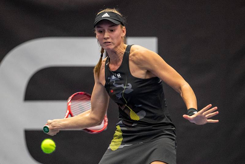 Tenisový turnaj žen WTA Agel Open 2022, 7. října 2022, Ostrava. Elena Rybakina (KAZ) (na snímku) a Petra Kvitová (ČR). Petra Kvitová .