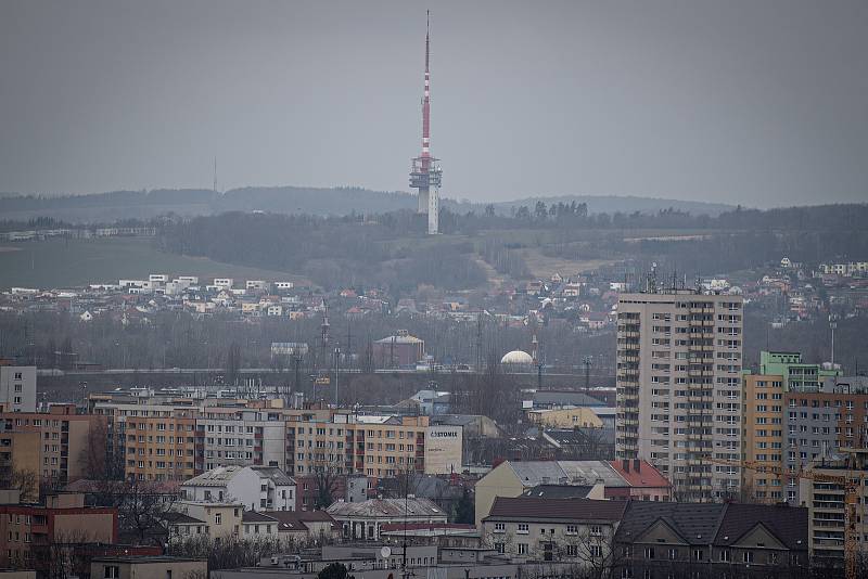 V nejbližších letech projde rekonstrukce lávky nad stadionem Bazaly, 24. března 2021 v Ostravě.