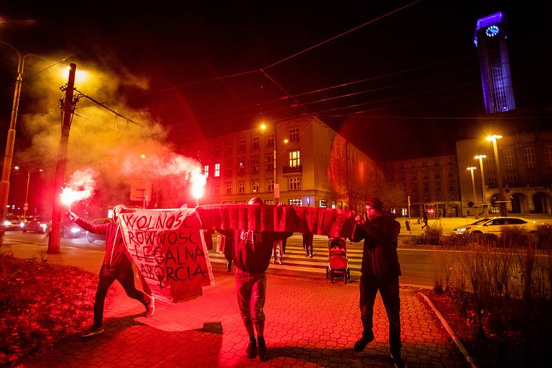 Pietní pochod za reprodukční, ženská a lidská práva v Polsku, 11.listopadu 2021 v Ostravě.