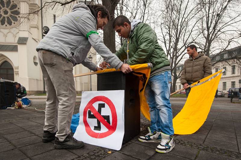 Demonstrace proti rasismu a na podporu obětí rasismu. 