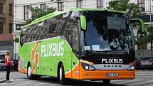Do oblíbených přímořských letovisek v Chorvatsku, a to například Zadaru, Pirovacu, Šibeniku či Splitu již začaly jezdit i autobusy dopravce FlixBus.