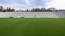 Stadion Bazaly těsně před dokončením.