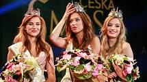 Finále soutěže Česká Miss 2018 v Gongu.  Na snímku vítězky- zleva druhá Jana Šišková, první Lea Šteflíčková, a třetí Tereza Křivánková.