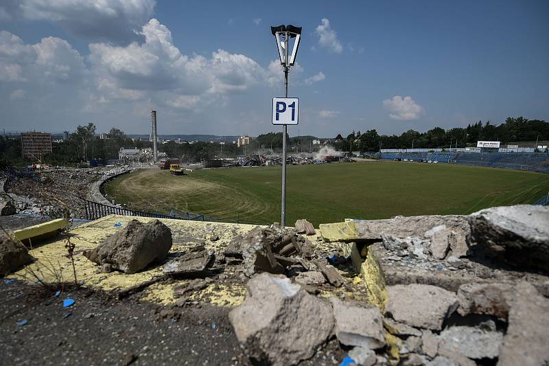 Demolice stadionu Bazaly, 23. července 2018 v Ostravě.