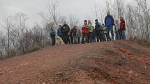 Za dobrého počasí nabízí halda Ema svým návštěvníkům nádherné výhledy na panorama celé Ostravy. Výstup na ní přitom není nijak moc náročný. 