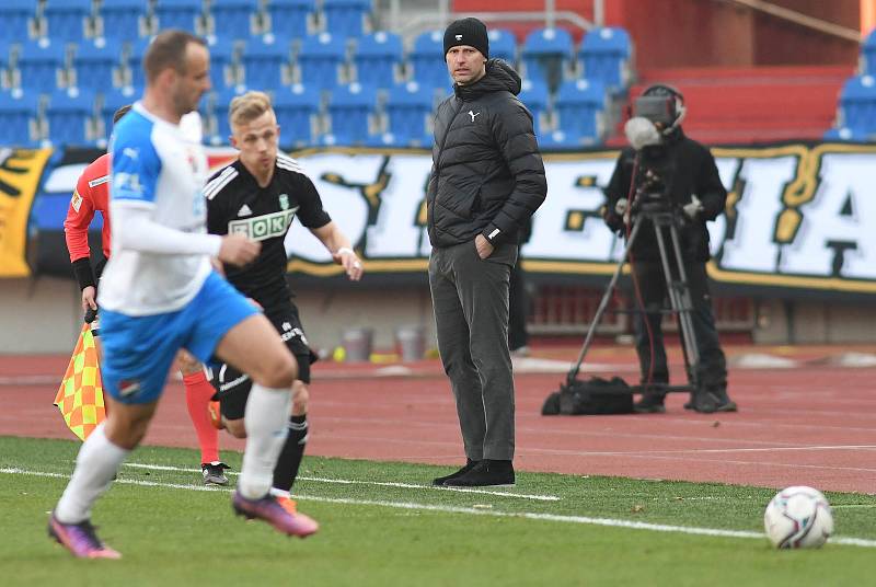 Trenér Baníku Ostrava Ondřej Smetana - Utkání 26. kola první fotbalové ligy: FC Baník Ostrava - MFK Karviná, 19. března 2022 v Ostravě.