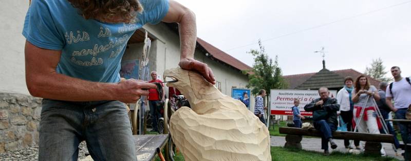 Dřevařský festival na Slezskoostravském hradě. 