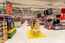 Nově zmodernizovaný Kaufland, 29. listopadu 2022, Frýdek-Místek.