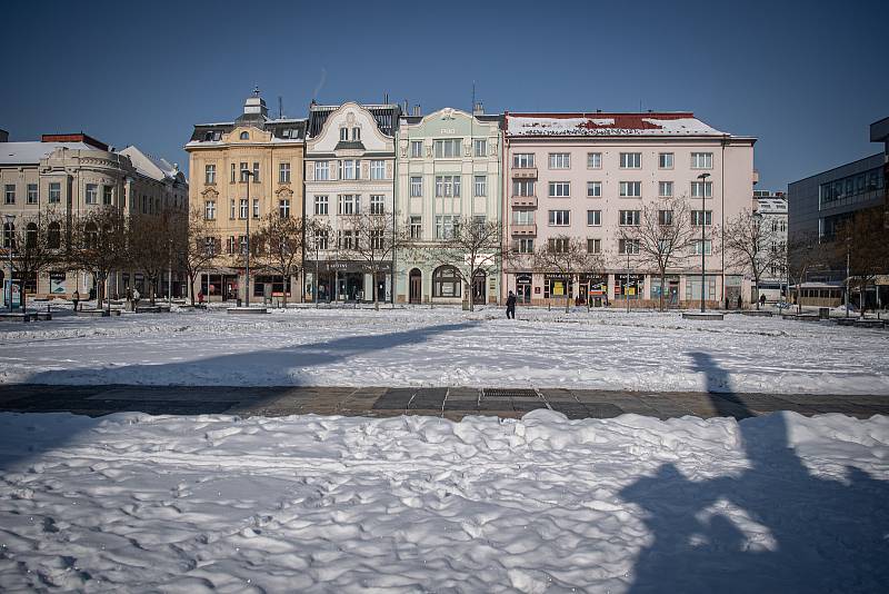 Mrazivá zima v centru Ostravy, 15. února 2021.