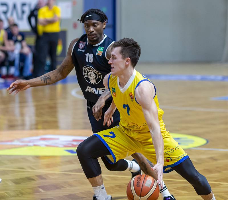 BK Opava - Děčín 87:70, 14. prosince 2019