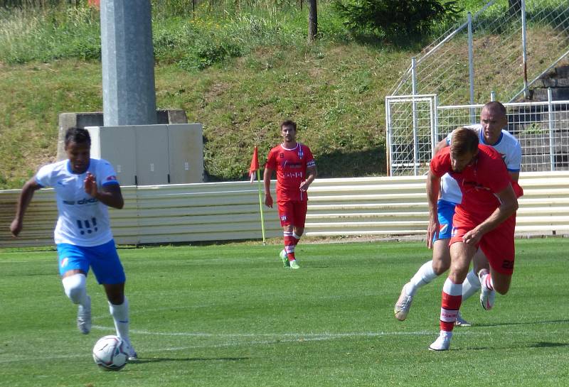 Fotbalisté Baníku Ostrava porazili v předposledním přípravném utkání v Kroměříži druholigovou Líšeň 2:0 (sobota 7. července 2021).