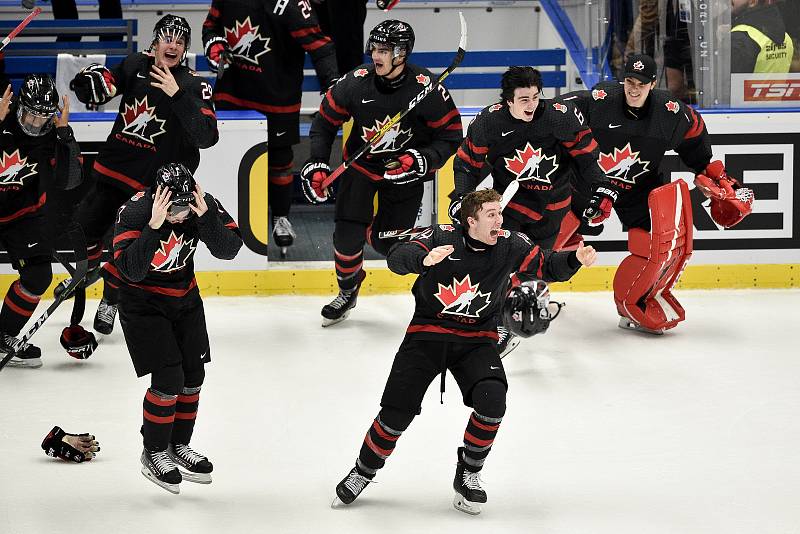 Mistrovství světa hokejistů do 20 let, finále: Rusko - Kanada, 5. ledna 2020 v Ostravě. Na snímku radost Kanady.