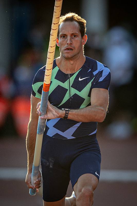 Zlatá tretra Ostrava - 59. ročník atletického mítinku, 8. září 2020 v Ostravě. Skok o tyči Renaud Lavillenie.