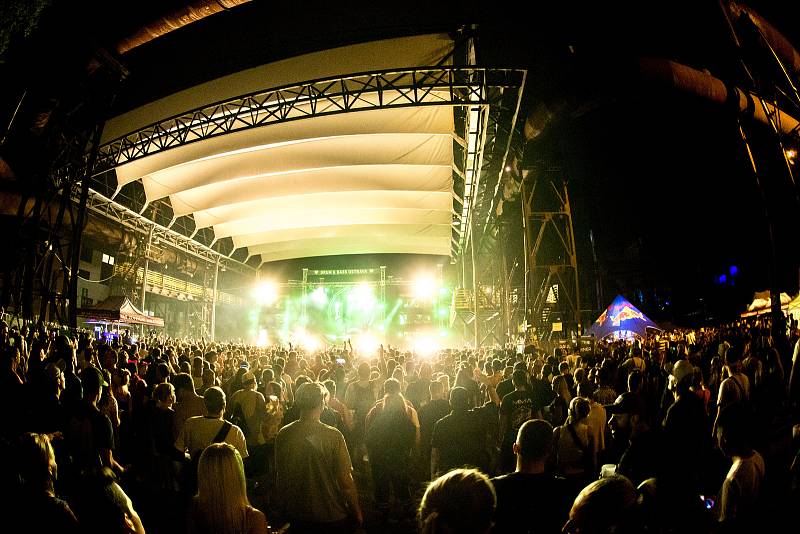 Festival Beats For Love v Dolní Oblasti Vitkovice, 6. července 2019 v Ostravě.