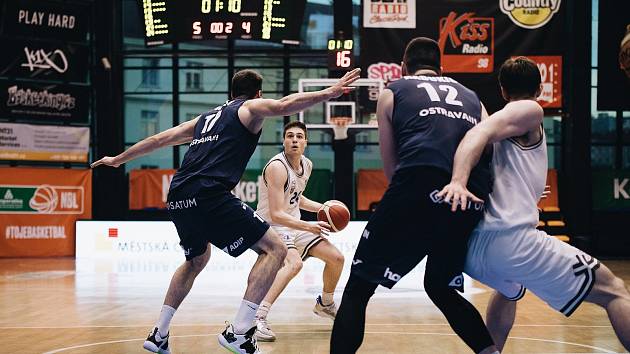 USK Praha - NH Ostrava 88:84 (1. zápas předkola play-off, 9. 4. 2022)