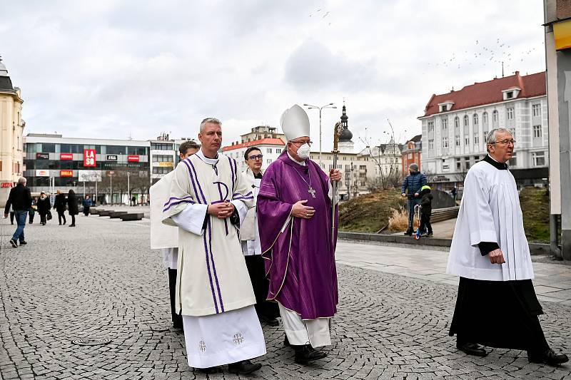 Zádušní mše se zemřelým Františkem Václavem Lobkowiczem v katedrále Božského Spasitele v Ostravě proběhla 26. února 2022.