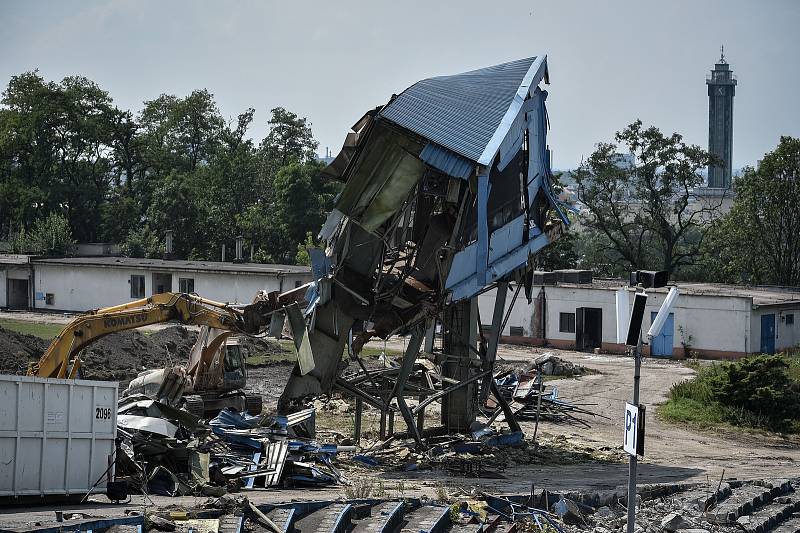 Demolice stadionu Bazaly, 23. července 2018 v Ostravě.