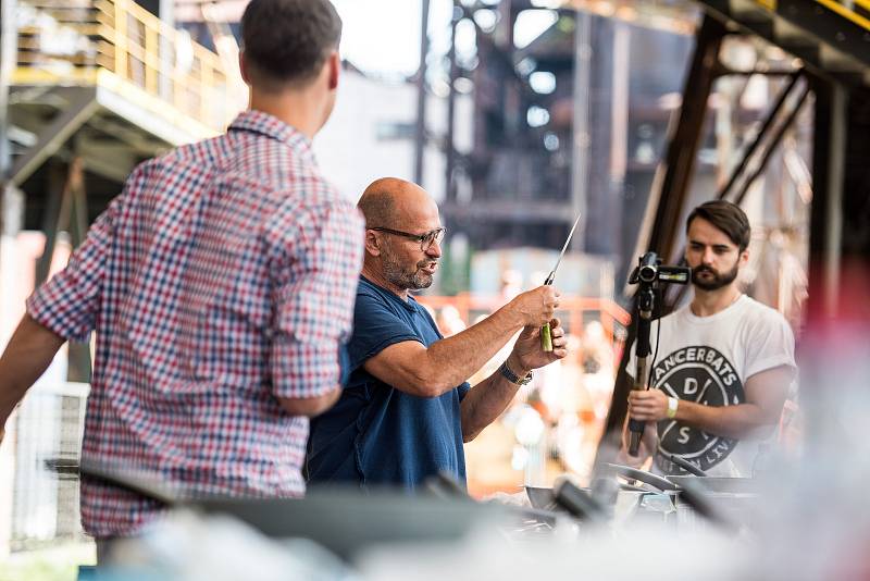 Zdeněk Pohlreich v červnu 2017 zavítal do Ostravy také na první ročník Garden Food Festival, který se konal v Dolní oblasti Vítkovic.