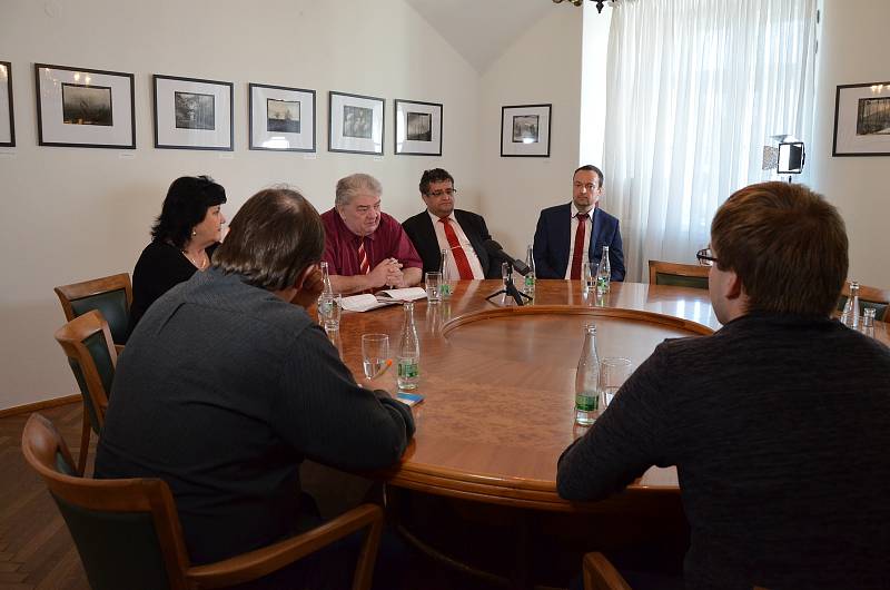 Tisková konference KSČM 16. října 2017 v Ostravě.