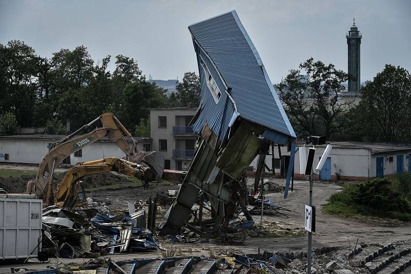 Demolice stadionu Bazaly, 23. července 2018 v Ostravě.