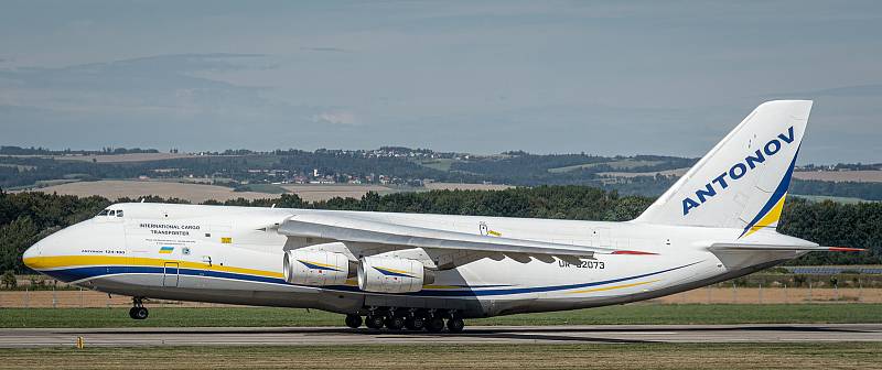 Takto vypadal přílet letadla Antonov An-124 Ruslan do Ostravy 28. srpna 2020.