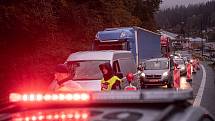 Česká policie zahájila kontroly na česko-slovenské hranici kvůli vysokému počtu uprchlíků, kteří přes ČR přecházejí do Německa a Rakouska, 29. září 2022, Mosty u Jablunkova.