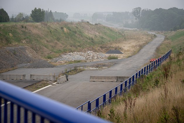 Nedostavěná část prodloužené Rudné ulice v Ostravě, září 2019