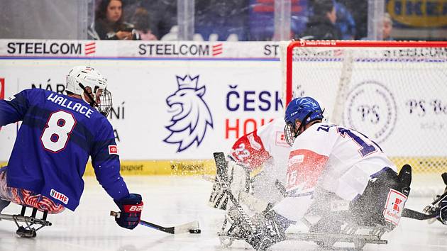 Čeští para hokejisté podlehli v semifinále turnaje IPH Cup 2023 v Ostravě mistrům světa z USA 1:6.
