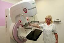 Nový moderní mamografe v ostravské fakultní nemocnici.