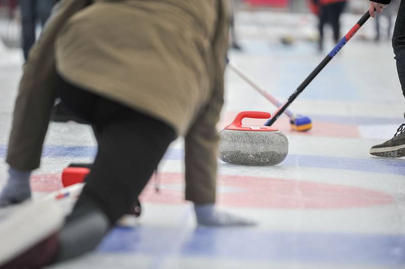 Olympijský festival u Ostravar Arény, 9. února 2018 v Ostravě. Curling