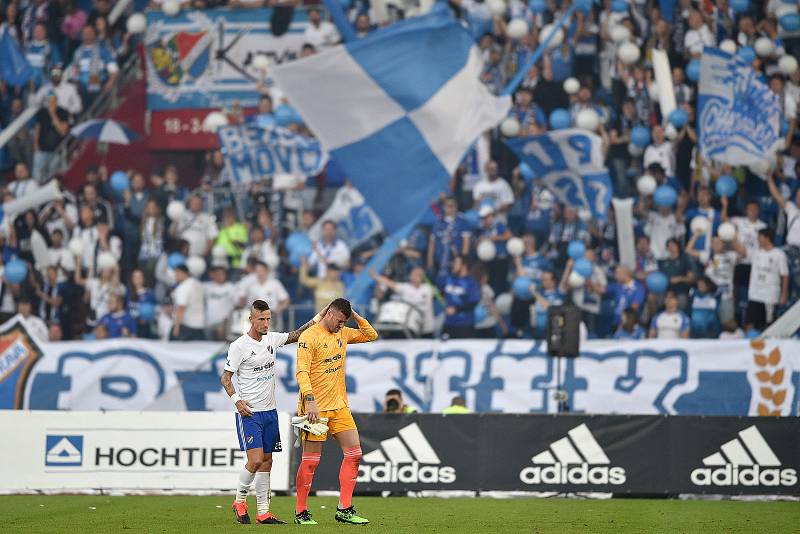 Utkání 9. kola první fotbalové ligy FORTUNA:LIGA, FC Baník Ostrava - SK Dynamo České Budějovice, 15. září 2019 v Ostravě. Na snímku (zleva) Jiří Fleišman a brankář Baníku Jan Laštůvka.