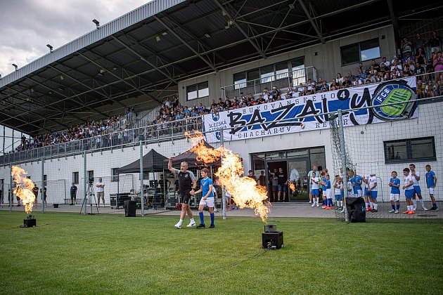 Akce po názvem „Ve čtvrtek v pět deset“ setkání vedení s fanoušky FC Baník Ostrava, 20. července 2023, Ostrava.