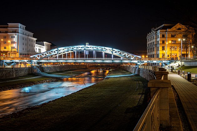 Most Miloše Sýkory, noční Ostrava, 12. března 2021.