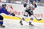 Utkání 15. kola hokejové extraligy: HC Vítkovice Ridera - PSG Berani Zlín, 29. října 2019 v Ostravě. Na snímku (zleva) Dalibor Řezníček a Patrik Zdráhal.