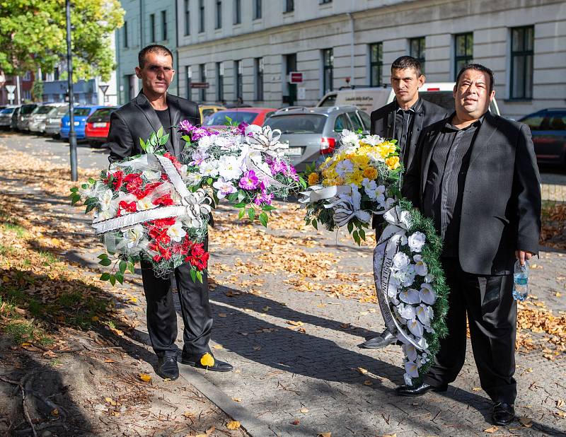 Ostrava pohřbila romskou legendu. Pohřeb Josefa Facuny 21. října v kostele Neposkvrněného početí Panny Marie v Přívoze.