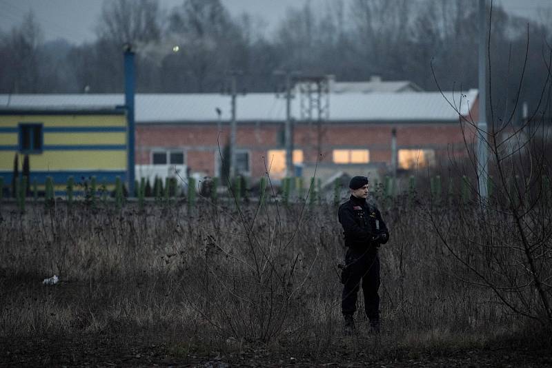 Anonym nahlásil ve vlacích společnosti RegioJet bombu. Policisté vyklidili vlakové nádraří v Ostravě-Svinově.