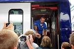 V neděli odpoledne zastavil na ostravském Hlavním nádraží vlak vezoucí Českou fotbalovou reprezentaci do Wroclavi na EURO 2012.