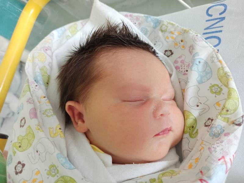 Zuzana Rucká, Jablunkov, narozena 5. srpna 2021 v Třinci, míra 55 cm, váha 4460 g. Foto: Gabriela Hýblová