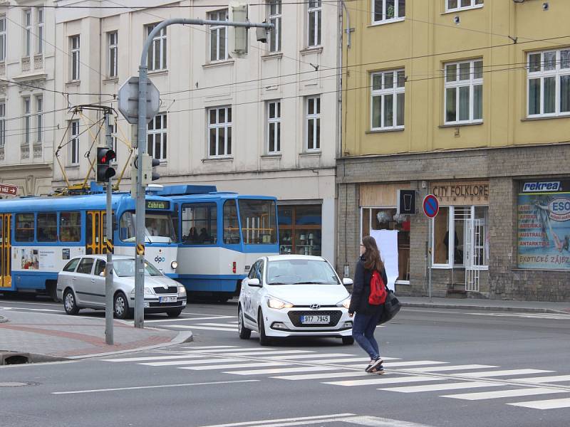 Světelné přechody pro chodce v centru Ostravy.