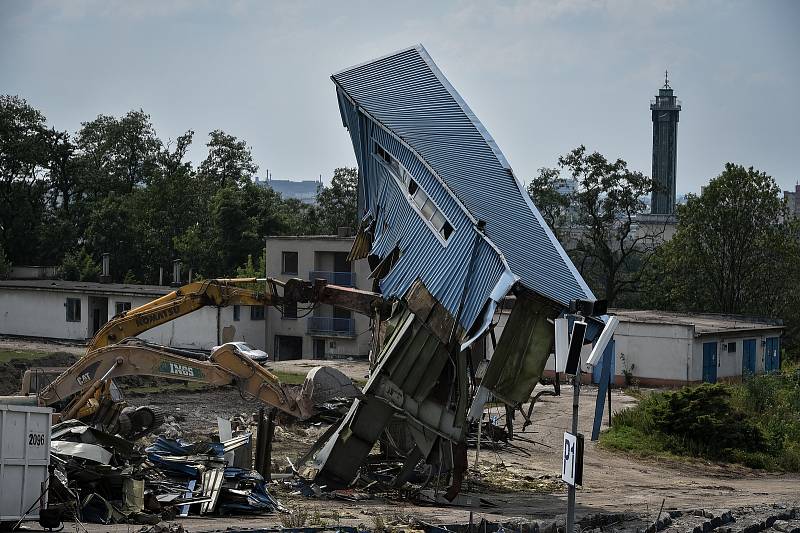 Demolice stadionu Bazaly, 23. července 2018 v Ostravě.