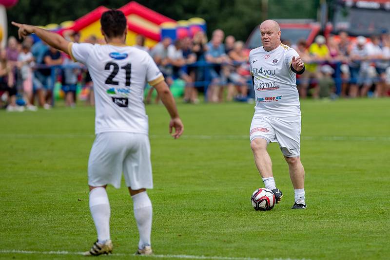 Kopeme za fotbal,TJ Břidličná-Real Top Praha.