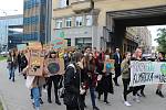 Protestní akce za lepší ochranu klimatu a snižování emisí v Ostravě, 3. května 2019.