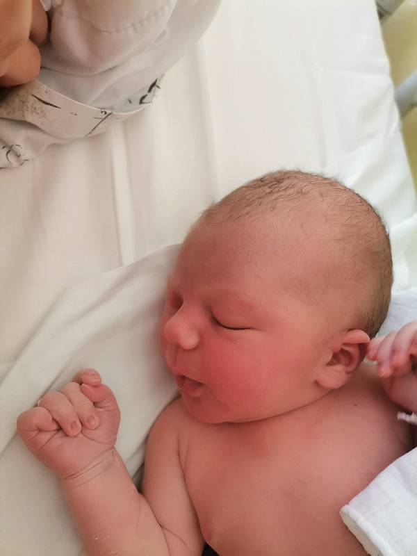 Lukáš Staniczek z Havířova, narozen 15. července 2021 v Havířově, míra 54 cm, váha 4450 g. Foto: Michaela Blahová