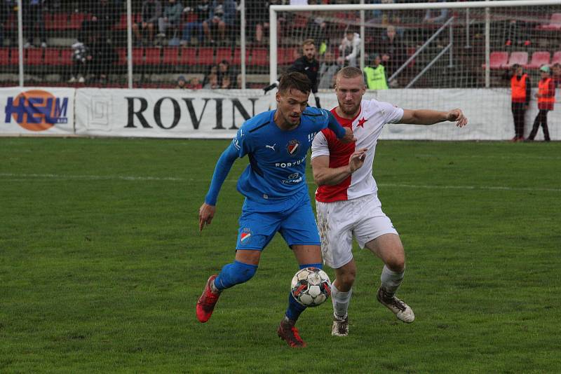 MOL Cup, 2. kolo, SK HS Kroměříž (červenobílé dresy) - FC Baník Ostrava, 21. září 2022.