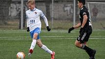 Zimní utkání Tipsport ligy, FC Baník Ostrava - MFK Karviná, 6. ledna 2022 v Ostravě. Matěj Šín.