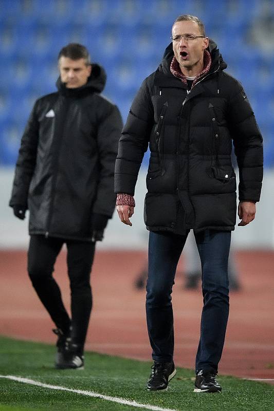 Utkání 21. kola první fotbalové ligy: Baník Ostrava - FK Teplice, 12. února 2022 v Ostravě. (vpravo) Trenér Teplic Jiří Jarošík.