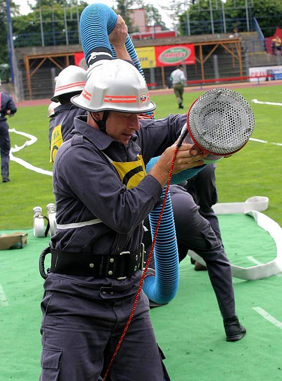 Účastníci světov ých her hasičů trénovali na vítkovickém stadionu