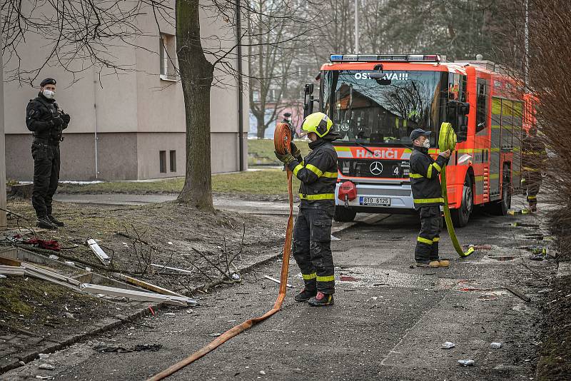 Hasiči zasahovali u požáru domu v Ostravě-Hrabůvce.